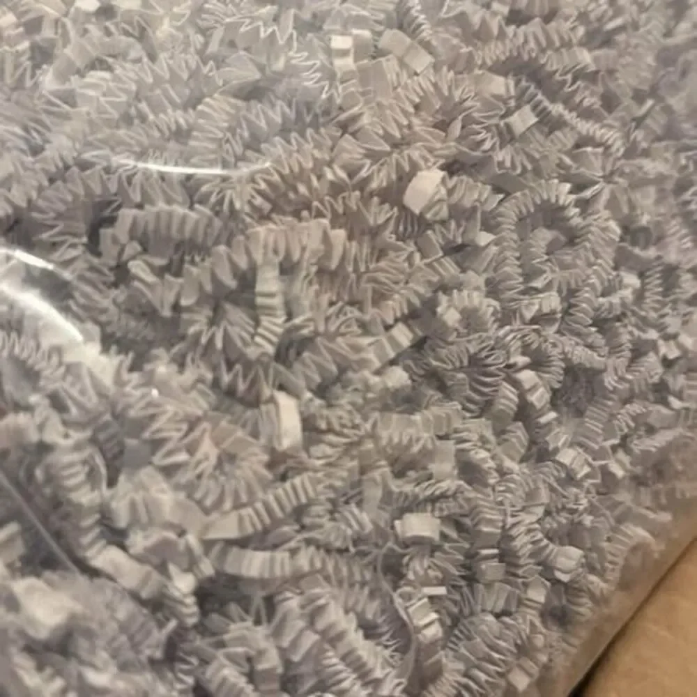 Gift Basket Filler, Crinkle White, NEW